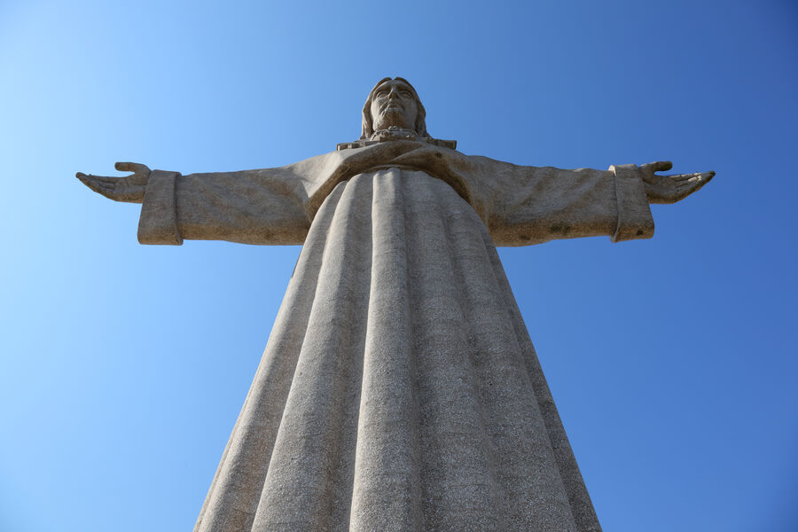 Statue af Jesus i Lissabon, Portugal